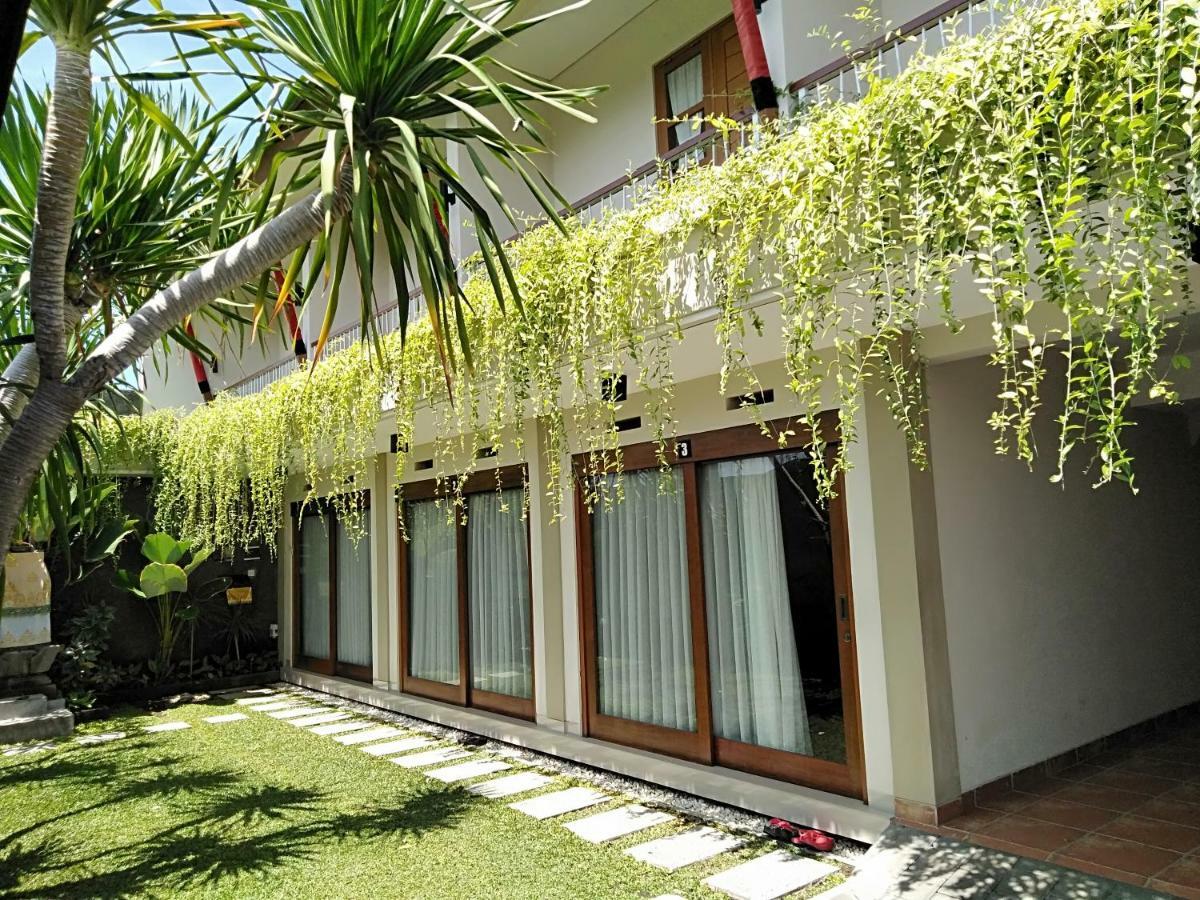 Iconic Bali Living Bed & Breakfast Denpasar  Bagian luar foto